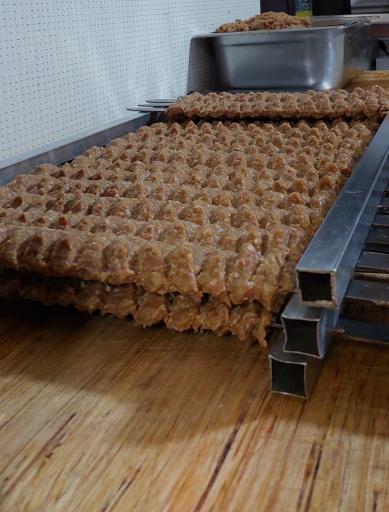 عکس آشپزخانه مرکزی  سناتور  