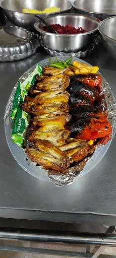 عکس آشپزخانه مرکزی  سناتور  