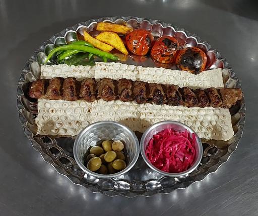 عکس آشپزخانه مرکزی  سناتور  
