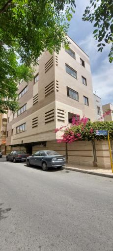 عکس ساختمان حکمت