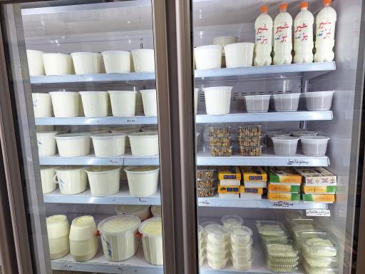 لبنیات و بستنی سنتی تک