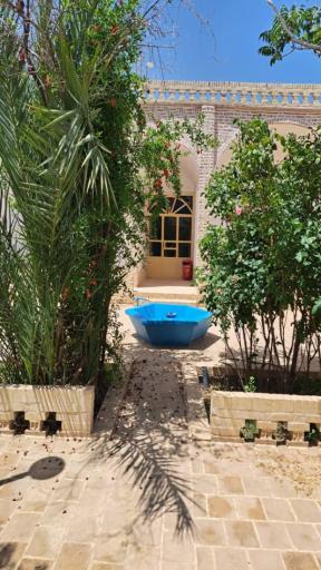 عکس عمارت تاریخی اکبریان