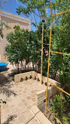 عکس عمارت تاریخی اکبریان