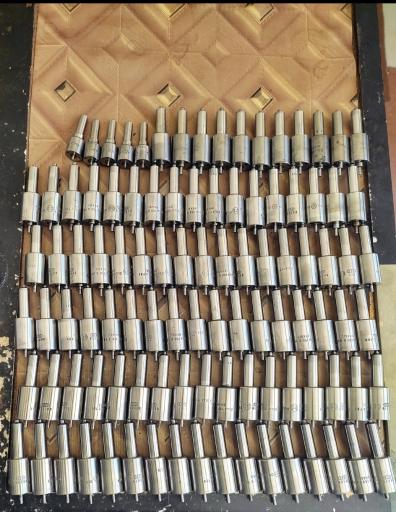 عکس تعمیرات سوزن پمپ و انژکتور دیزل 