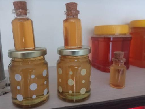 عکس فروشگاه عسل ایرانا