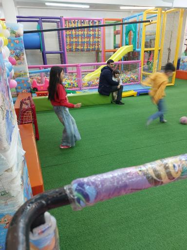 عکس خانه بازی سردار دلها