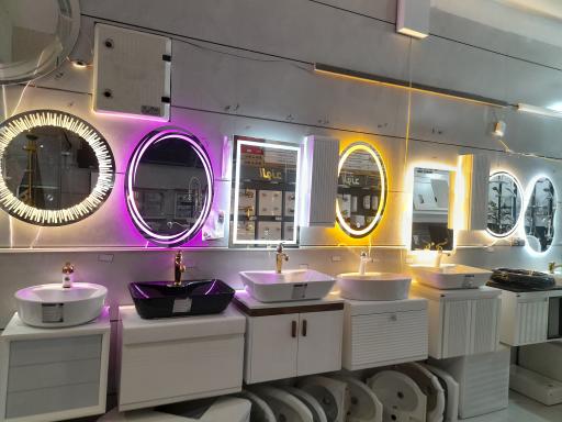 عکس فروشگاه کالای بهداشتی ساختمانی آراز