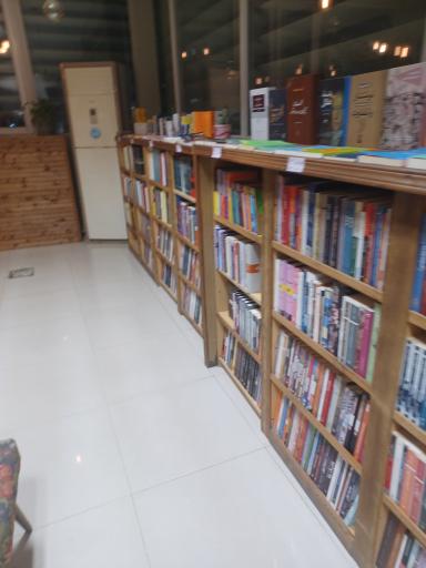 عکس شهر کتاب بابل