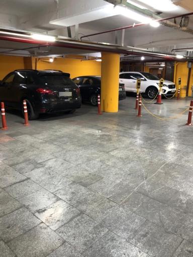 عکس پارکینگ طبقاتی قائم 