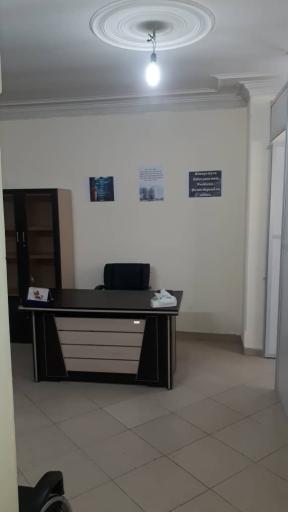 عکس آکادمی زبان استار 