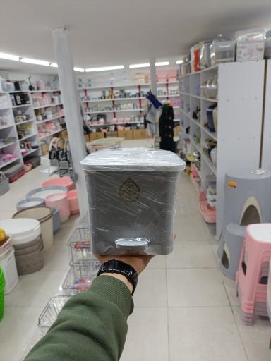 عکس پلاسکو میرزایی