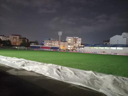 عکس استادیوم شهید حسن عضدی