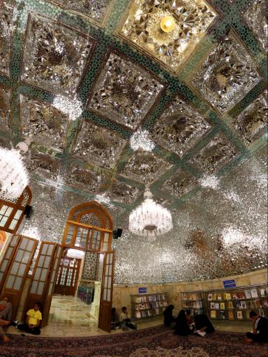 رواق دارالعباده شماره ۱۸