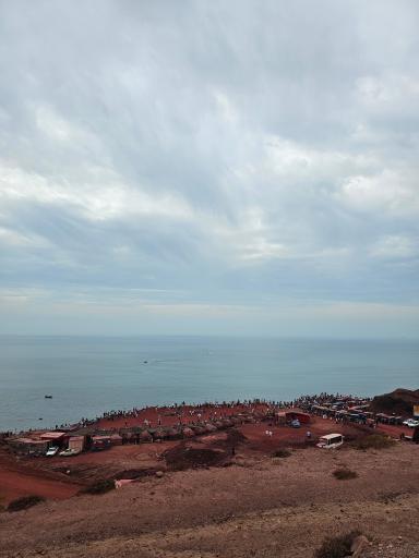 عکس ساحل خاک سرخ