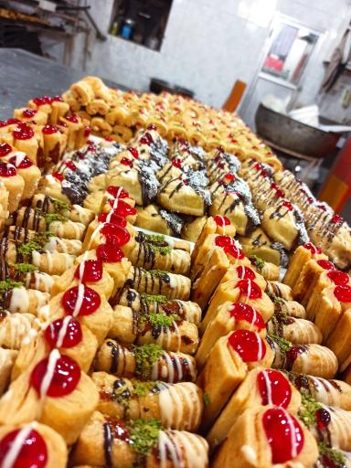 عکس شیرینی سرای نورالقائم