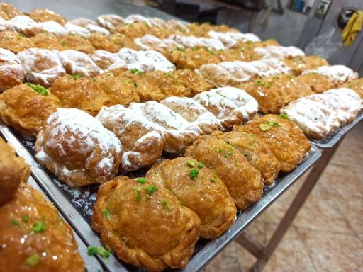 عکس شیرینی سرای نورالقائم