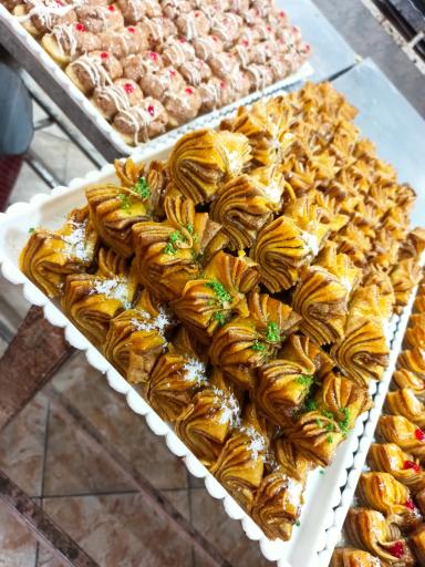 عکس شیرینی سرای نورالقائم