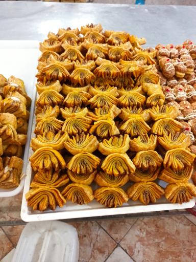 عکس شیرینی سرای نورالقائم