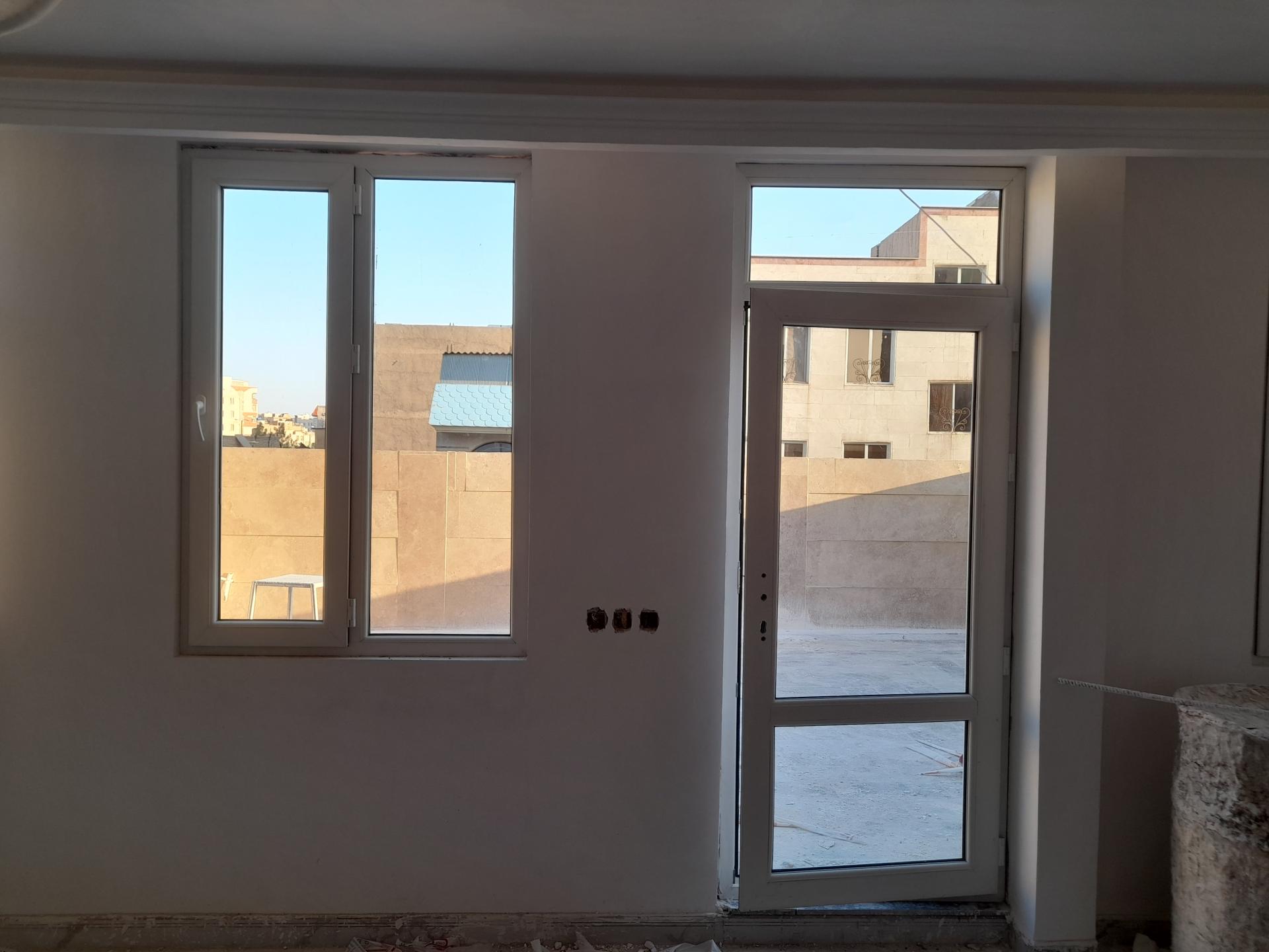 عکس درب و پنجره دوجداره یو پی وی سی ابتکار