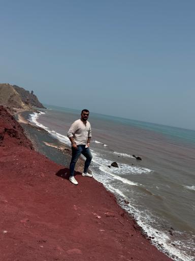 عکس ساحل خاک سرخ