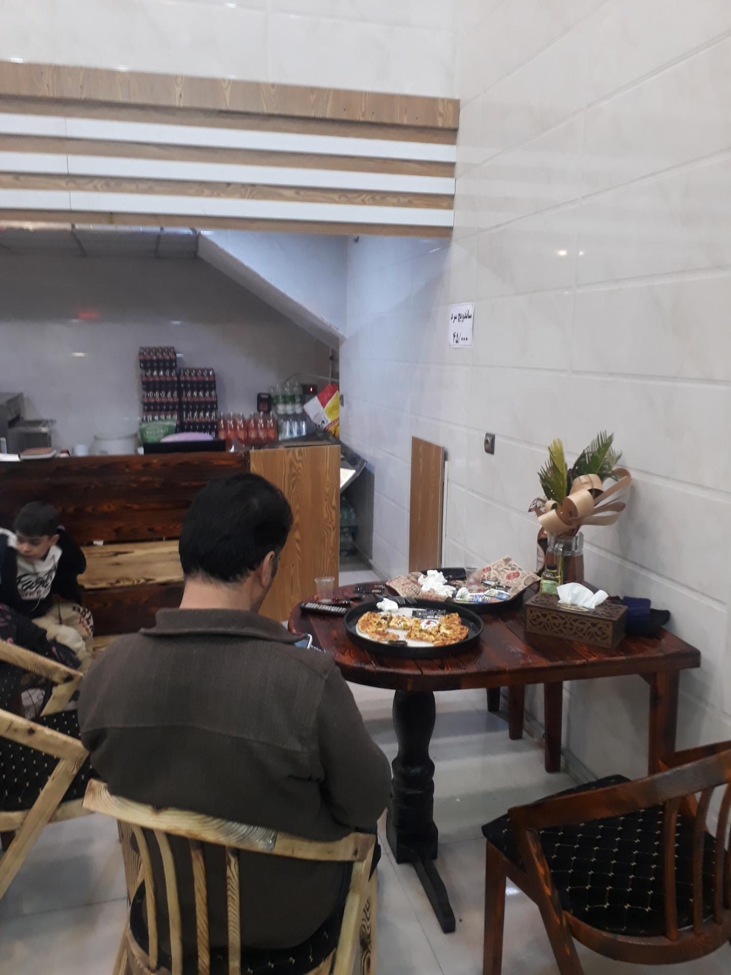 عکس کافه و فست فود صفا باشه