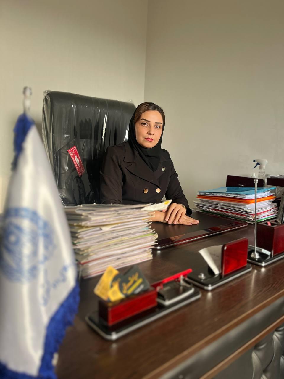عکس دفتر وکالت سمیه شریفی 