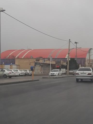 عکس سالن ورزشی گل نرگس