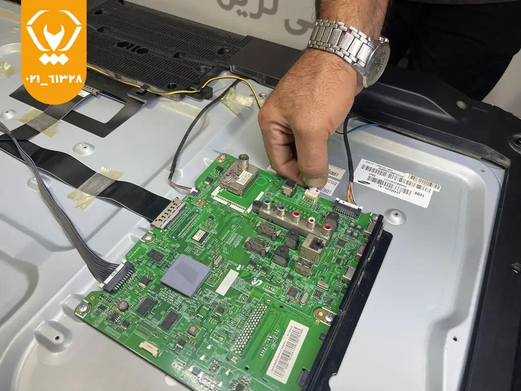 عکس خدمات فنی و نمایندگی پیام