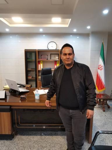 عکس مشاور املاک پلاک