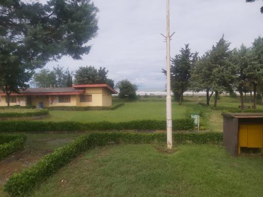 عکس استراحتگاه کارگری سنگاچین