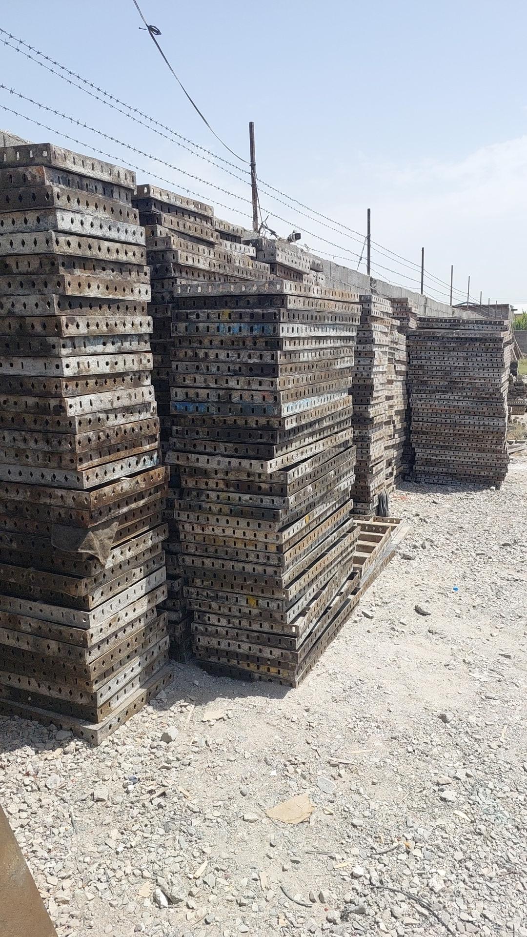 عکس فروشگاه جک و قالب اکبرزاده