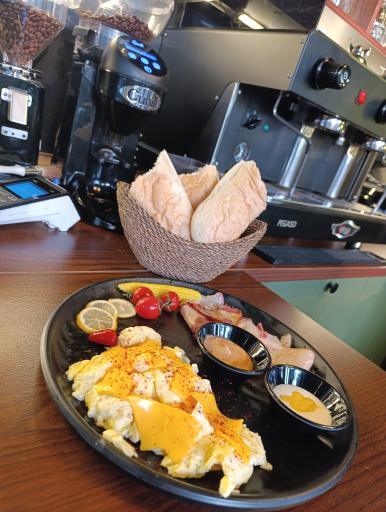 عکس کافه تژ