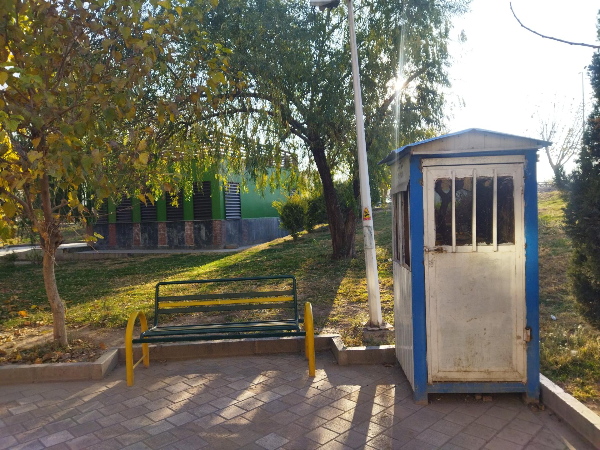 عکس نگهبانی بوستان فهیم‌آباد