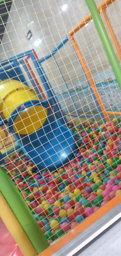 عکس خانه بازی میکی 