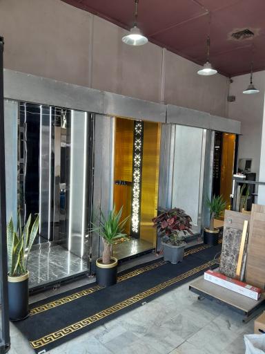 آسانسور آراد