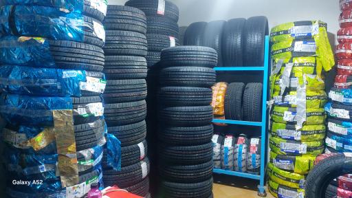 عکس فروش و تعمیر لاستیک آسیا