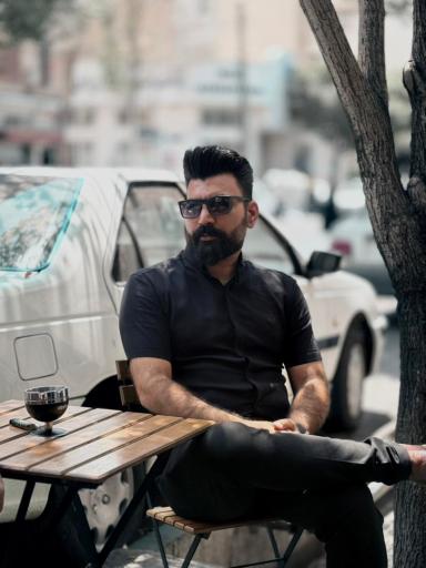 کافه دخانیات تاج