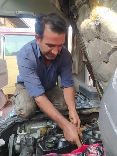 عکس تعمیرگاه سپاهان خودرو (مینی بوس)