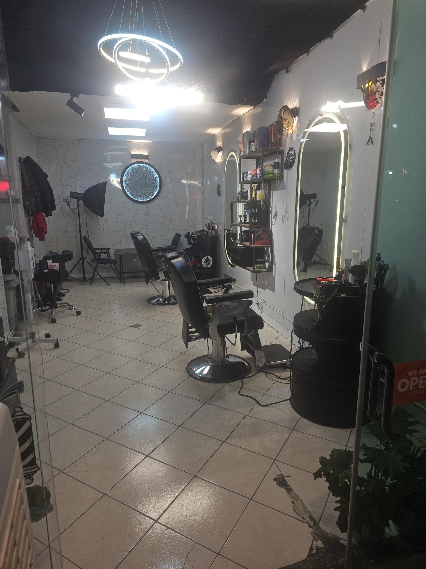 عکس پیرایش موکات فید