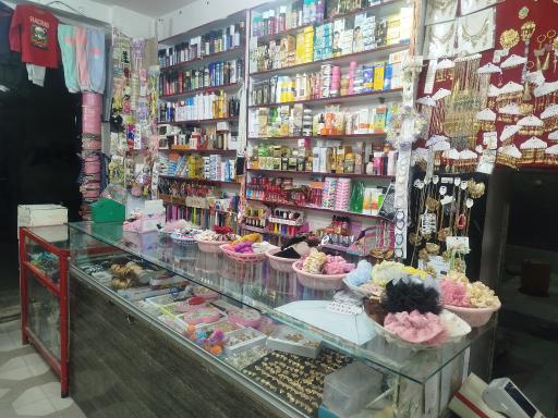 عکس خرازی و لوازم آرایشی اکیلا