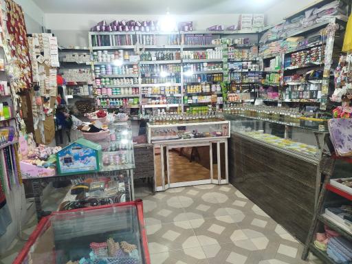 عکس خرازی و لوازم آرایشی اکیلا