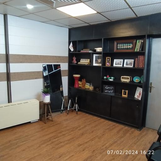 عکس آموزشگاه موسیقی و هنر آوای یاس