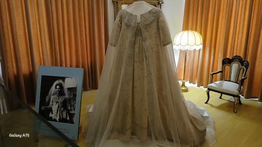 عکس کاخ شمس (موزه پوشاک سلطنتی)