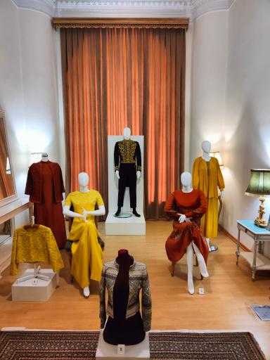 عکس کاخ شمس (موزه پوشاک سلطنتی)