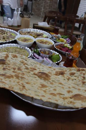 عکس کافه طباخی مستر کله