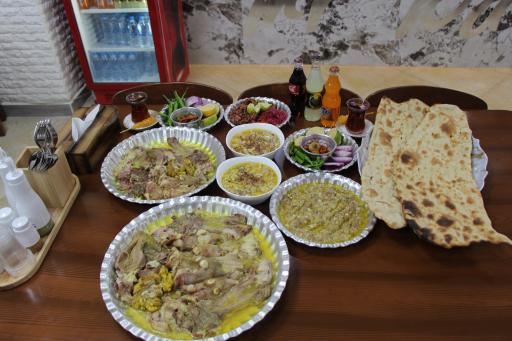 عکس کافه طباخی مستر کله