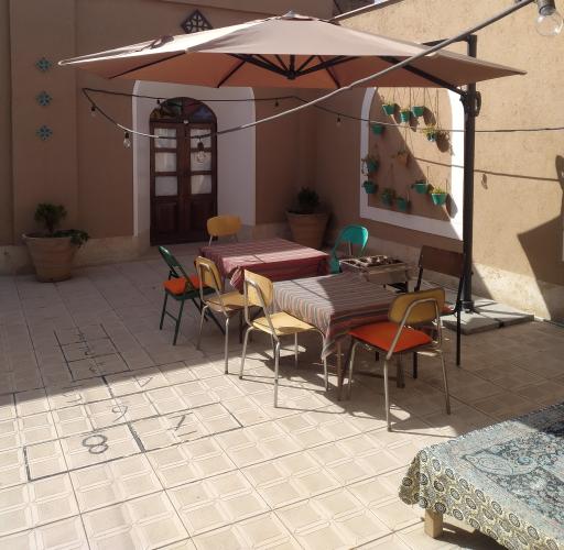 عکس اقامتگاه کاج کهن 