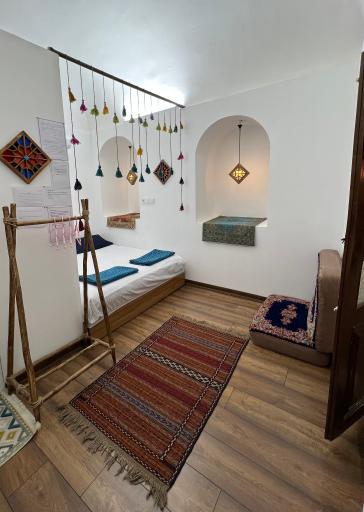 عکس اقامتگاه کاج کهن 