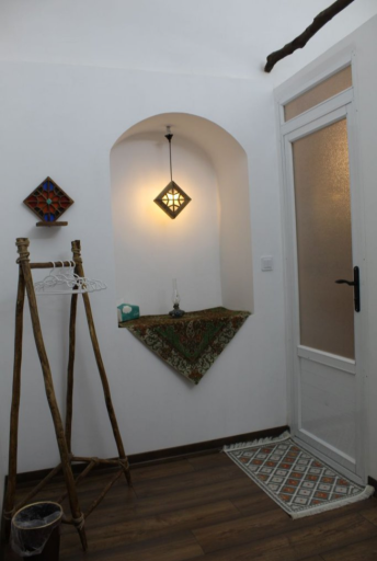 عکس اقامتگاه کاج کهن 