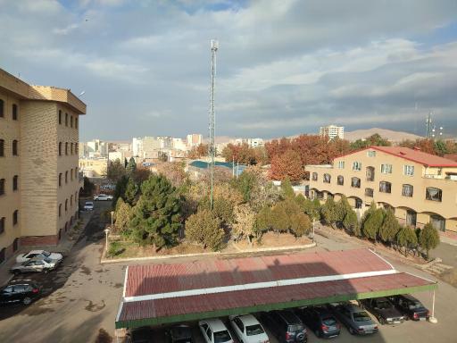 عکس دانشگاه آزاد اسلامی واحد شبستر